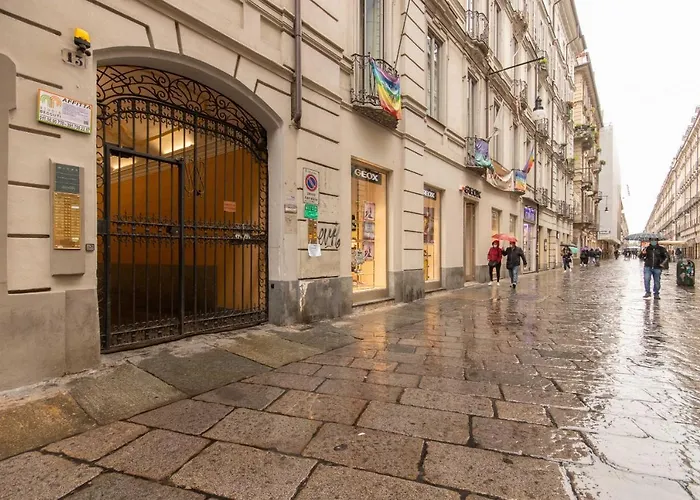 Charming Near Piazza Castello By Wonderful Italy *