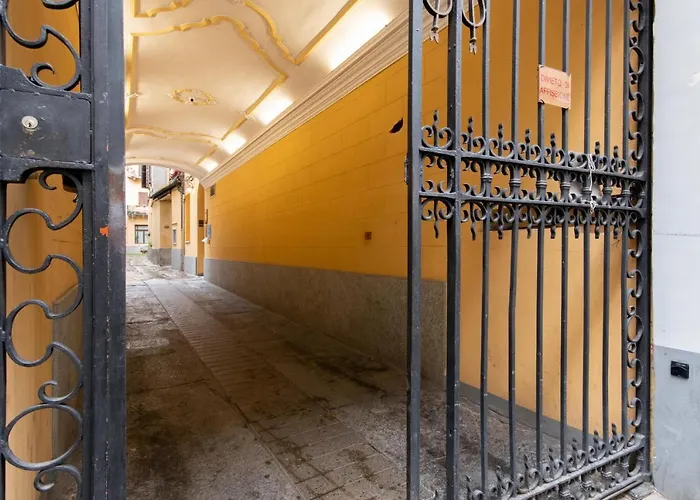 Charming Near Piazza Castello By Wonderful Italy *