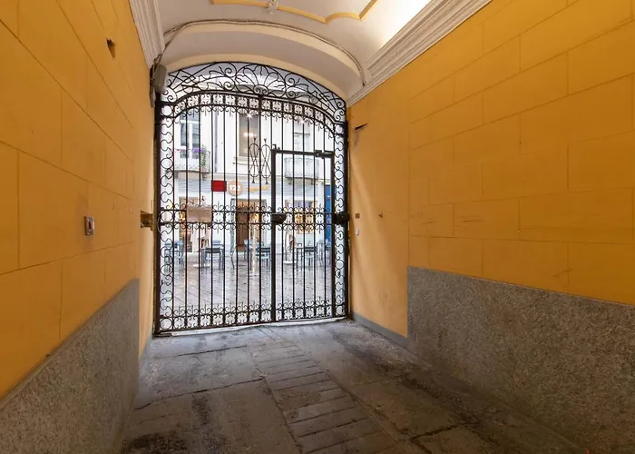 Charming Near Piazza Castello By Wonderful Italy Appartement