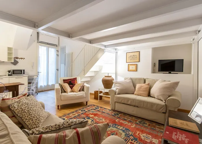Charming Near Piazza Castello By Wonderful Italy *