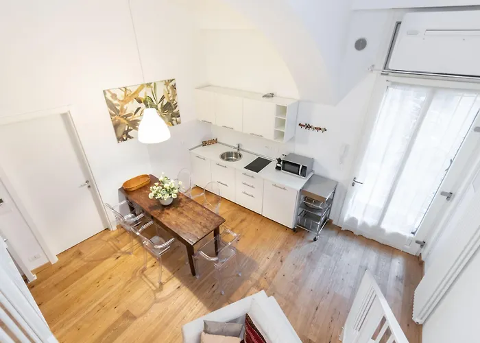 Apartment Charming Near Piazza Castello By Wonderful Italy