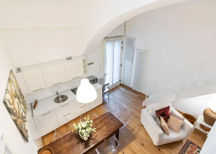Apartment Charming Near Piazza Castello By Wonderful Italy *