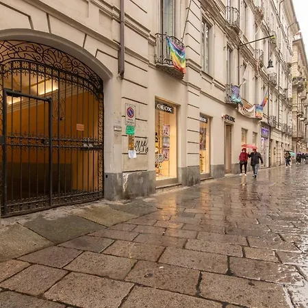 Charming Near Piazza Castello By Wonderful Italy *
